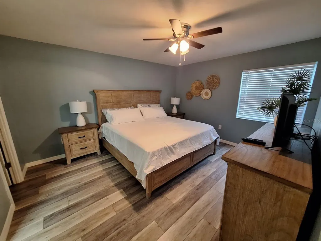 3255 Beneva Road Sarasota FL 34232
