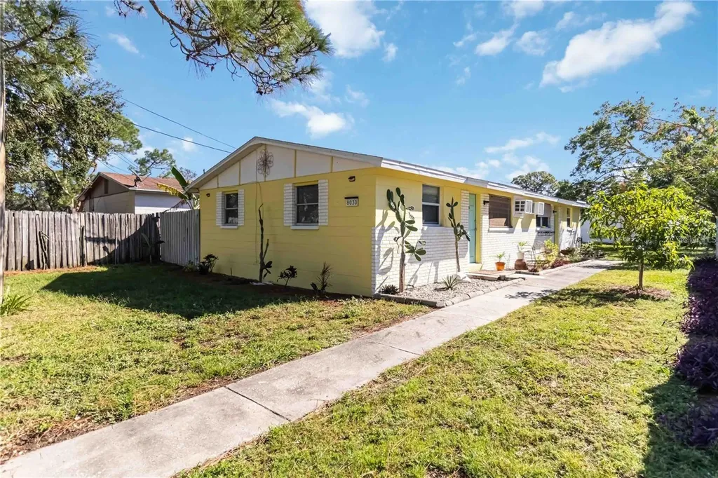 8030 47th Avenue N St Petersburg FL 33709