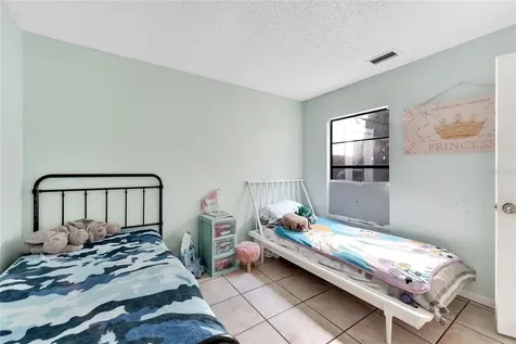 2018 Helm Lane Valrico FL 33594