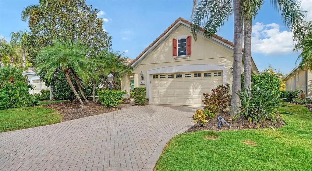 7615 Windward Cove Lakewood Ranch FL 34202