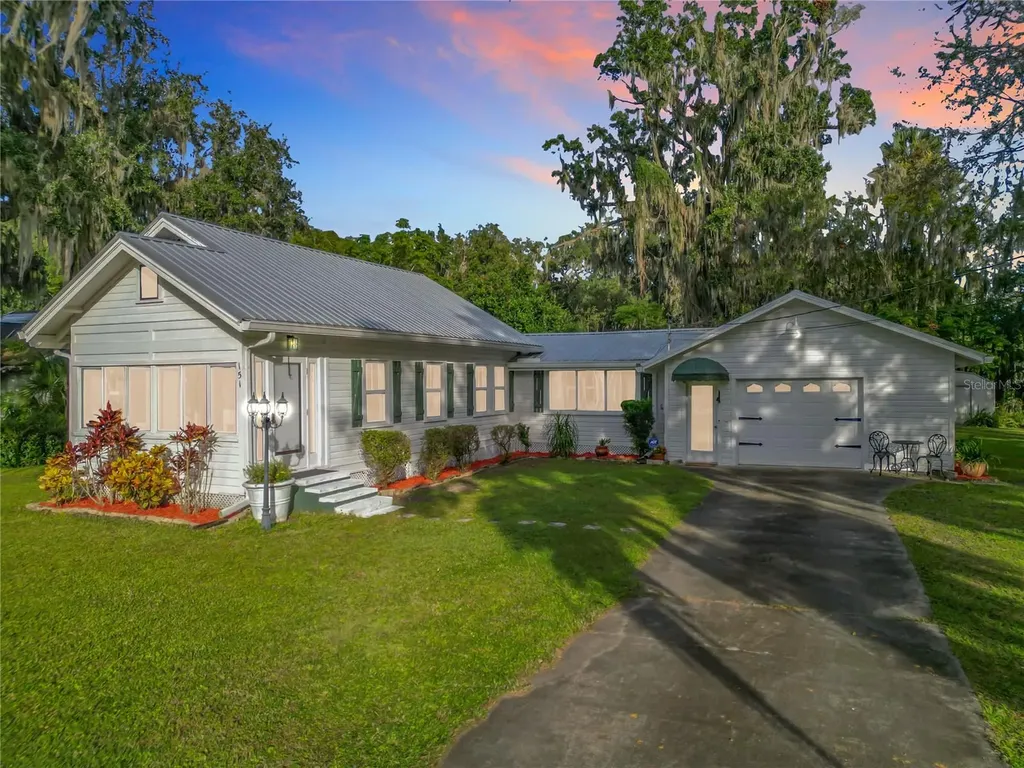 151 Court Street Deltona FL 32725