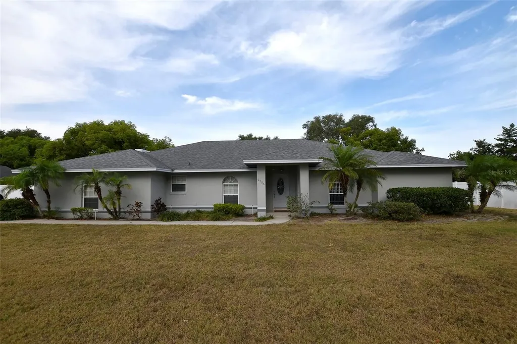 2556 Roslyn Lane Lakeland FL 33812