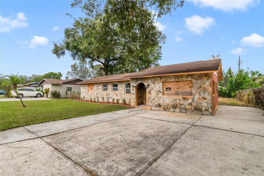 6427 Sunshine Street Orlando FL 32818