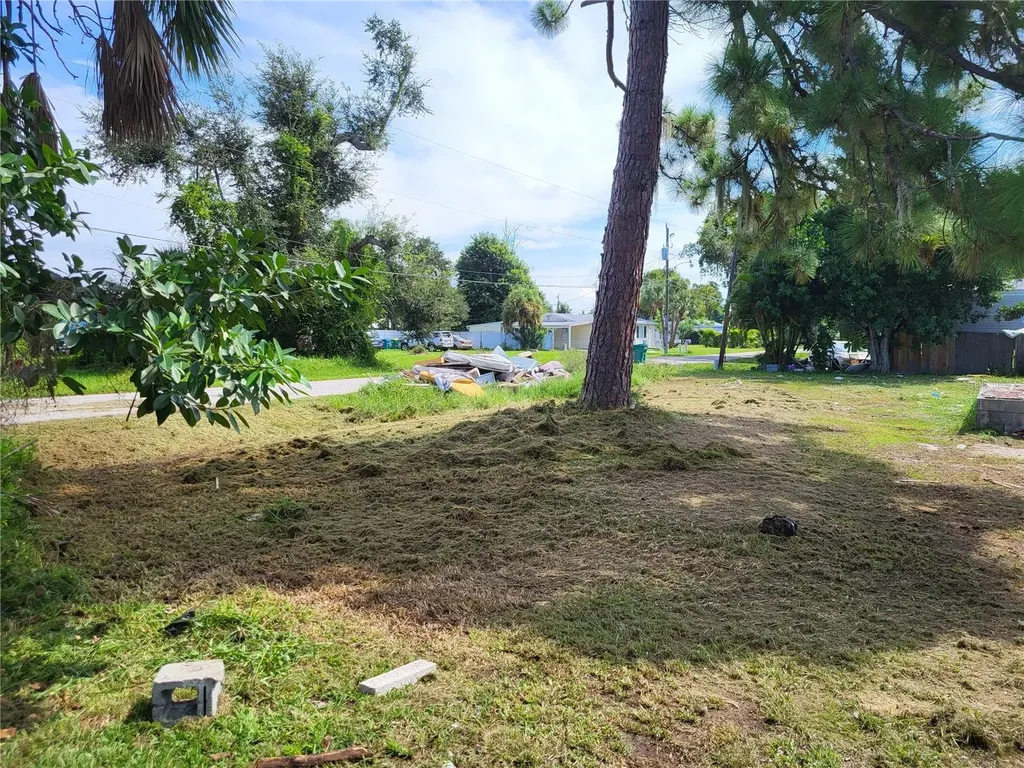 8329 Roosevelt Street Englewood FL 34224