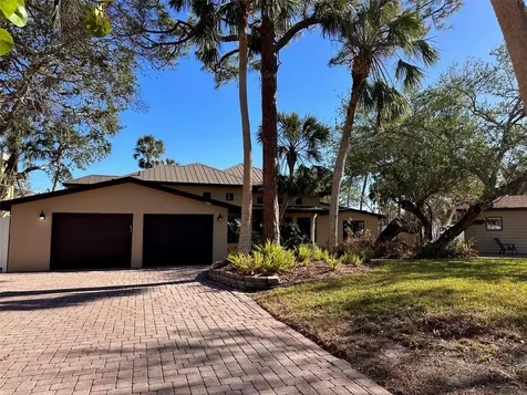 4933 Featherbed Lane Sarasota FL 34242