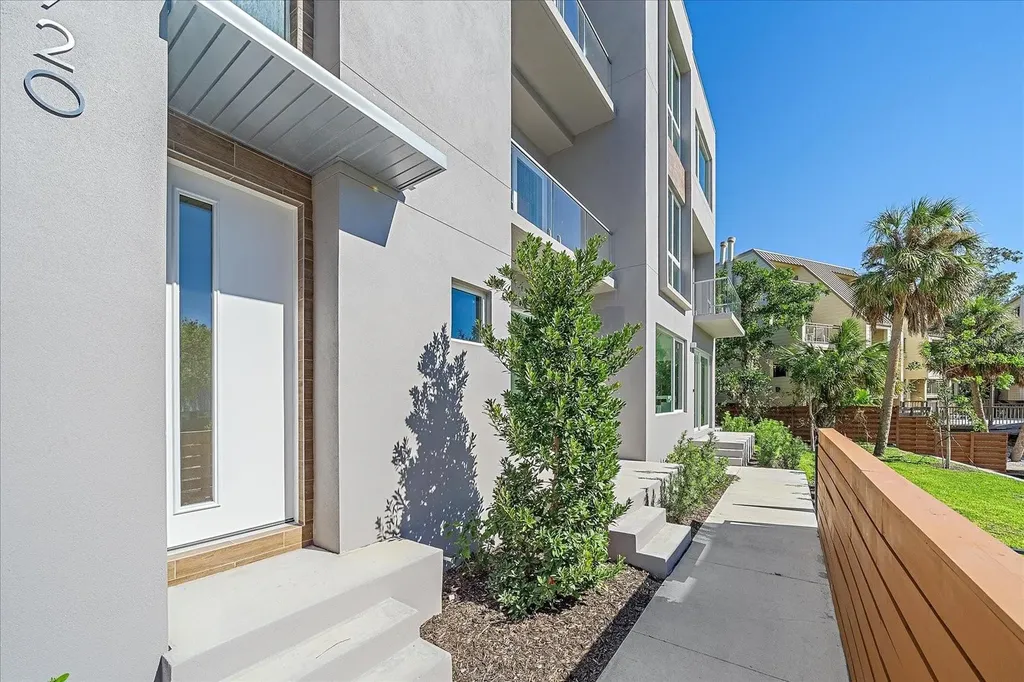 1720 Alderman Street Sarasota FL 34236