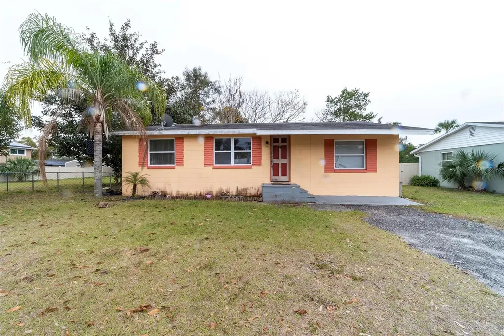 126 Kensington Avenue Deland FL 32724