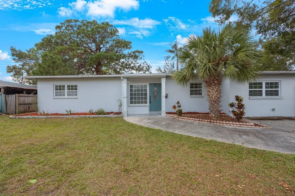7408 Drive Martin Luther King Jr Street N St Petersburg FL 33702