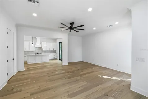 3012 S Esperanza Avenue Tampa FL 33629