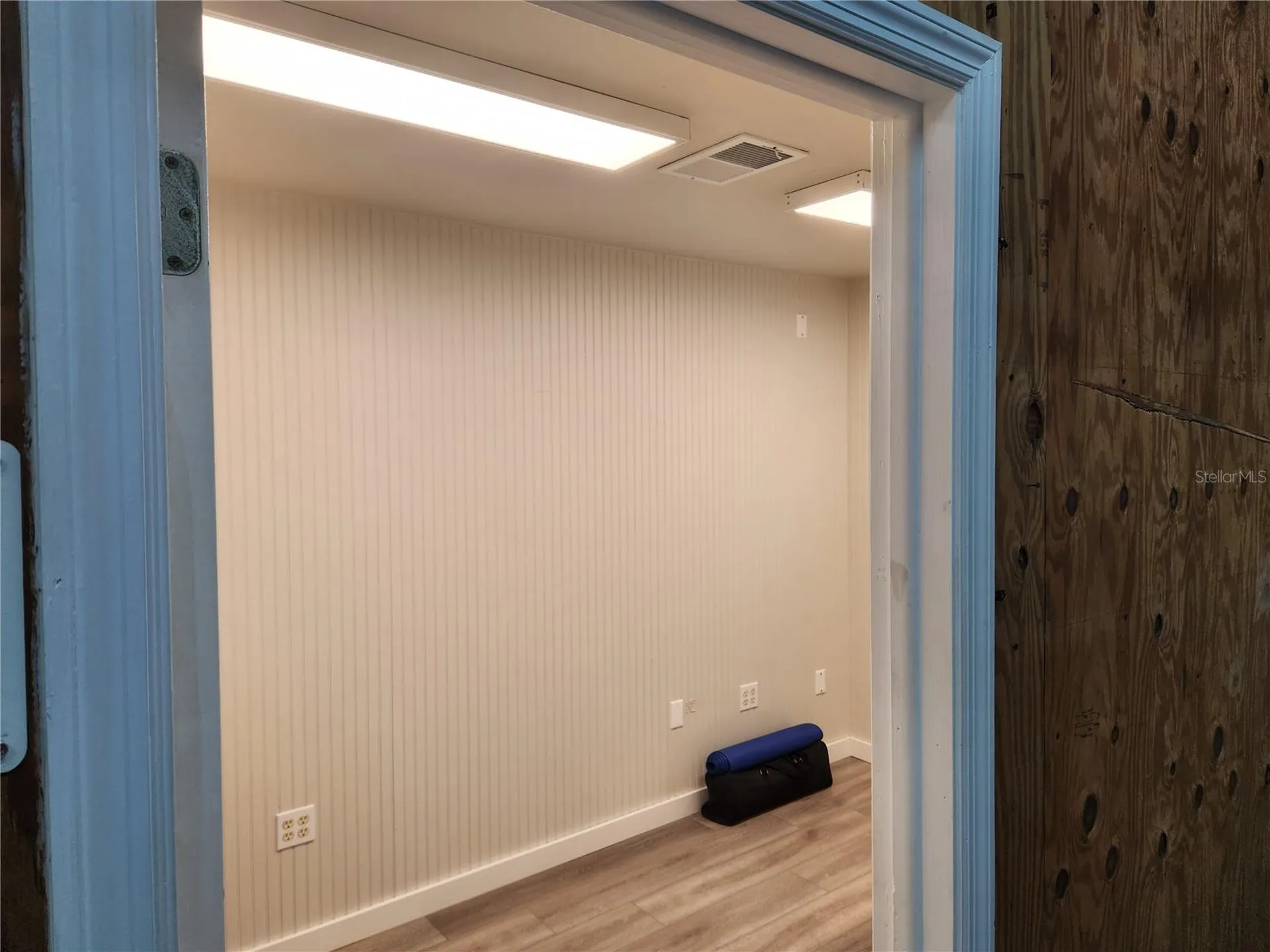 2730 Worth Avenue Englewood FL 34224