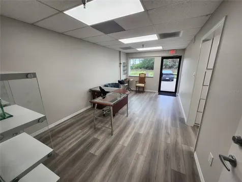 2730 Worth Avenue Englewood FL 34224