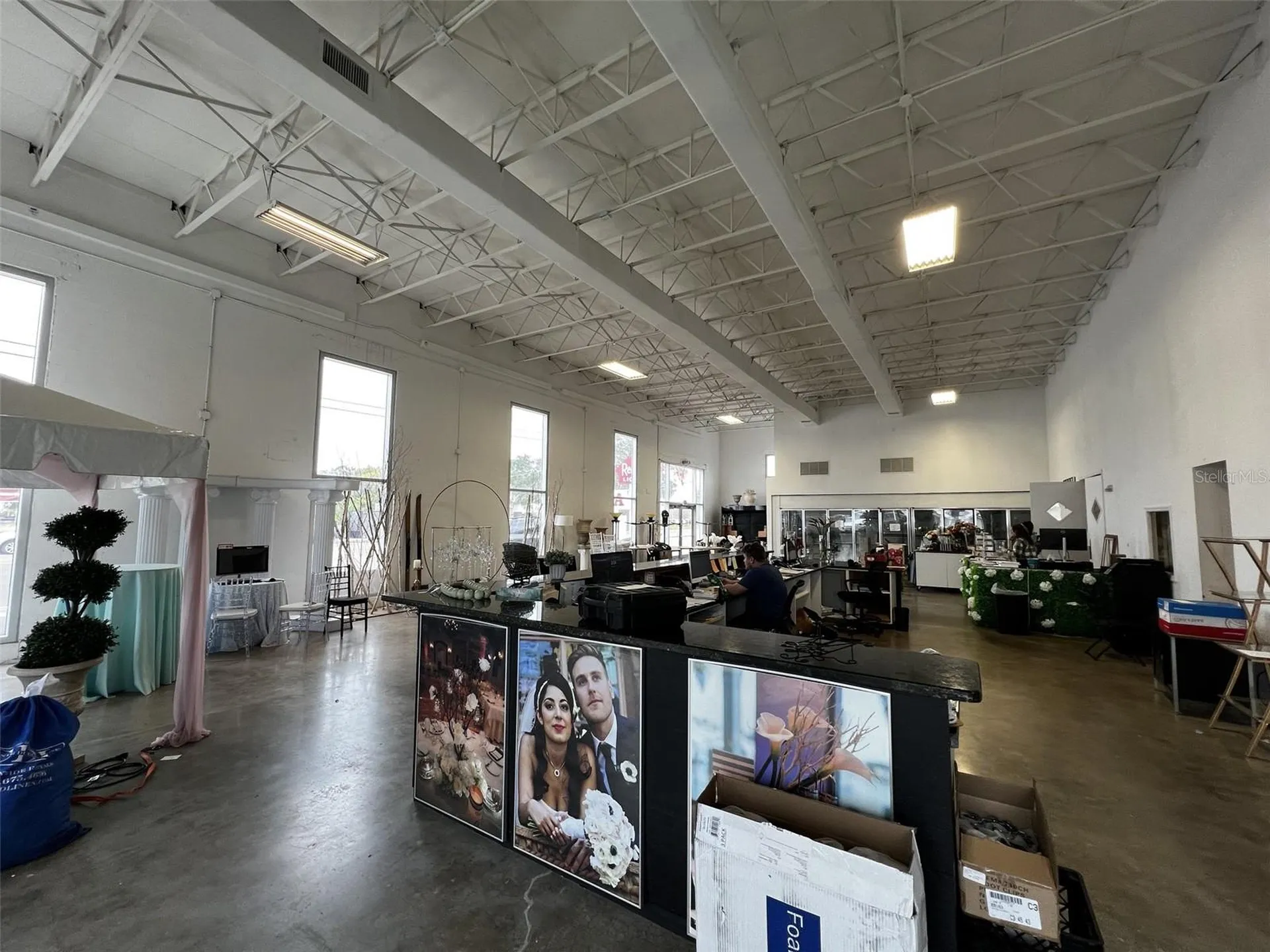 2048 Bee Ridge Road Sarasota FL 34239