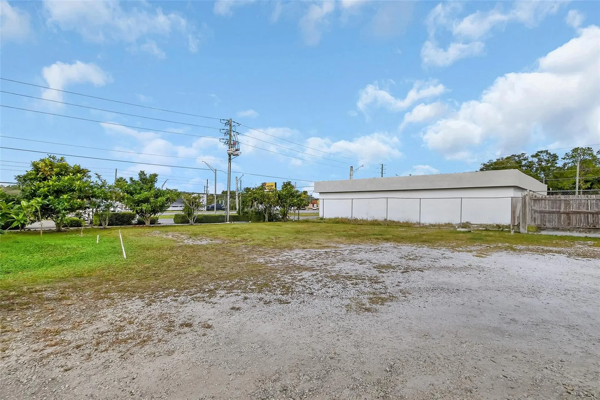1319 S Woodland Boulevard Deland FL 32720