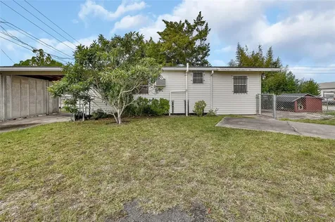 1319 S Woodland Boulevard Deland FL 32720