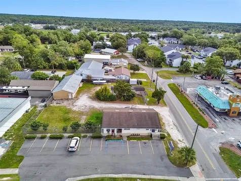 1319 S Woodland Boulevard Deland FL 32720