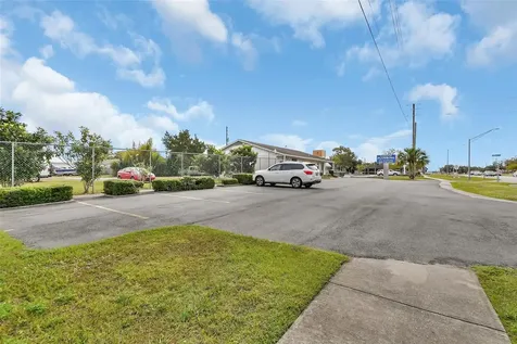 1319 S Woodland Boulevard Deland FL 32720