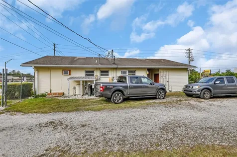 1319 S Woodland Boulevard Deland FL 32720