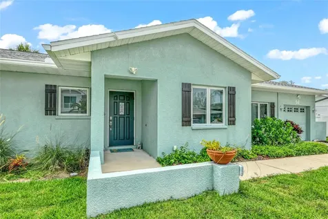 212 83rd Street Holmes Beach FL 34217