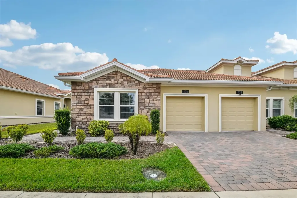 1171 Trappers Trail Loop Davenport FL 33896
