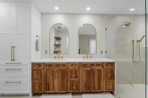 1899 Buccaneer Circle Sarasota FL 34231
