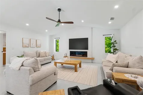 1899 Buccaneer Circle Sarasota FL 34231