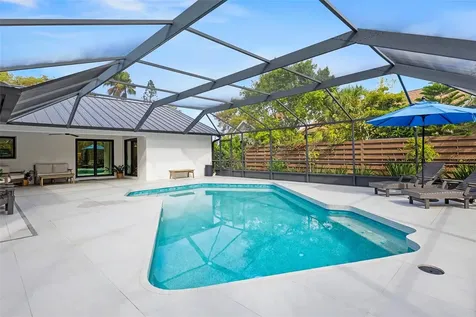 1899 Buccaneer Circle Sarasota FL 34231