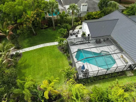 1899 Buccaneer Circle Sarasota FL 34231
