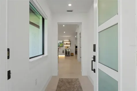 1899 Buccaneer Circle Sarasota FL 34231