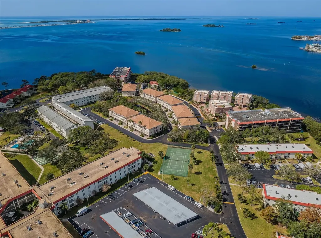 2700 Bayshore Boulevard Dunedin FL 34698