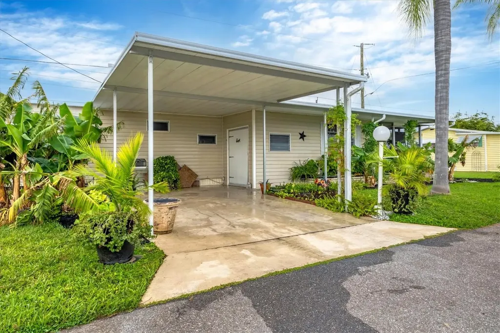 4906 1st A Street E Bradenton FL 34203