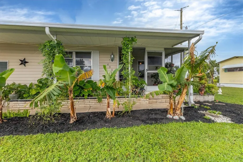 4906 1st A Street E Bradenton FL 34203