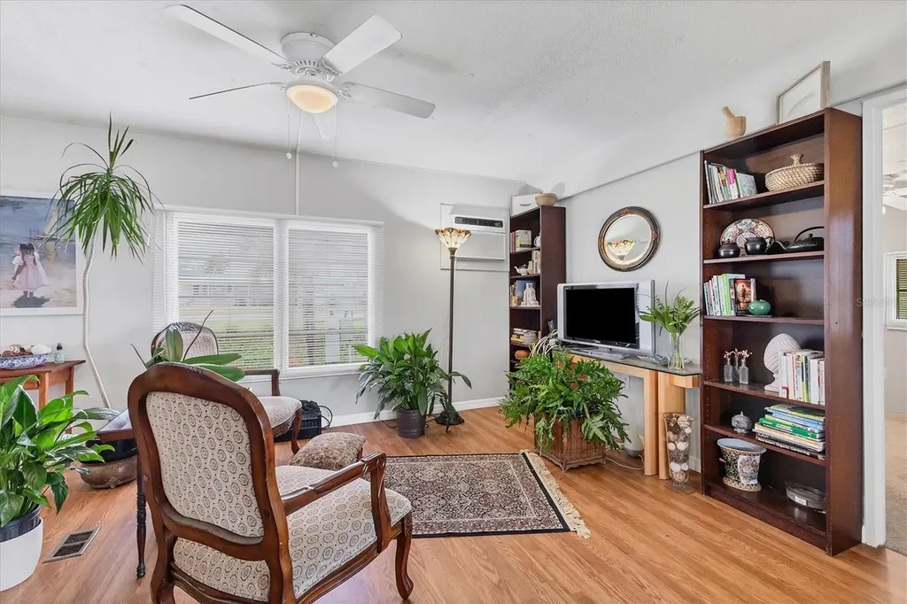 4906 1st A Street E Bradenton FL 34203