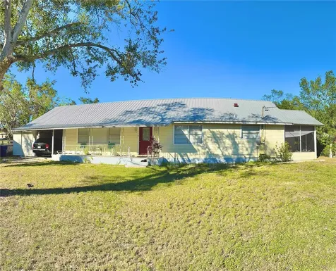 110 W 5th Street Frostproof FL 33843