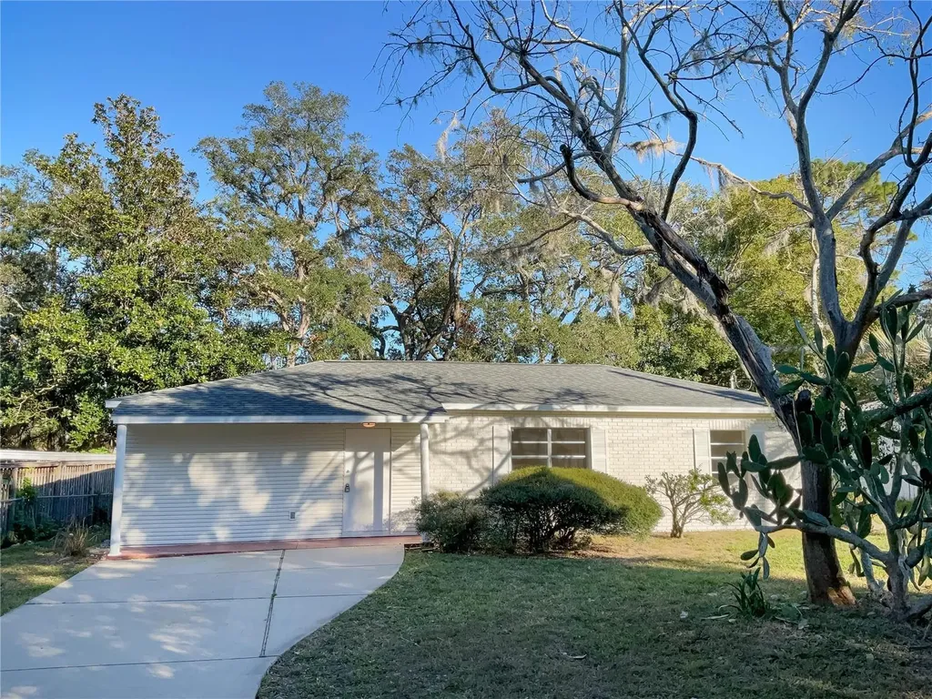 10809 N Edison Avenue Tampa FL 33612