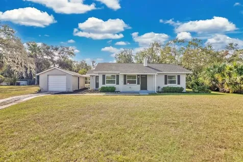 2011 Butler Street Leesburg FL 34748