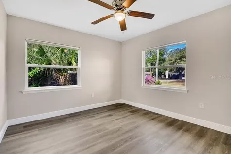 2011 Butler Street Leesburg FL 34748