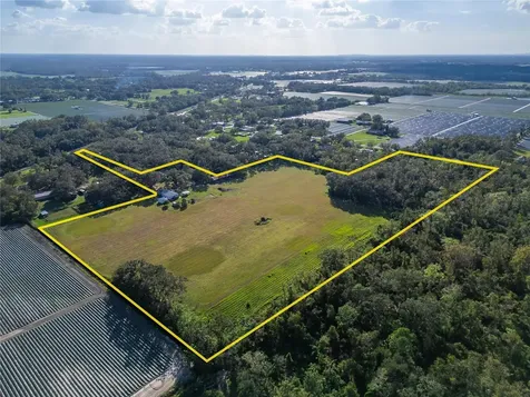 5020 Sydney Road Plant City FL 33566