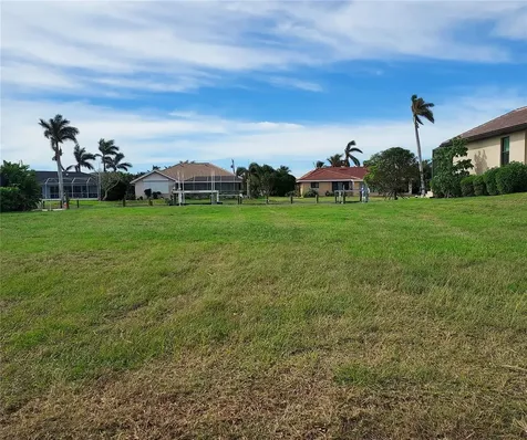 2200 Palm Tree Drive Punta Gorda FL 33950