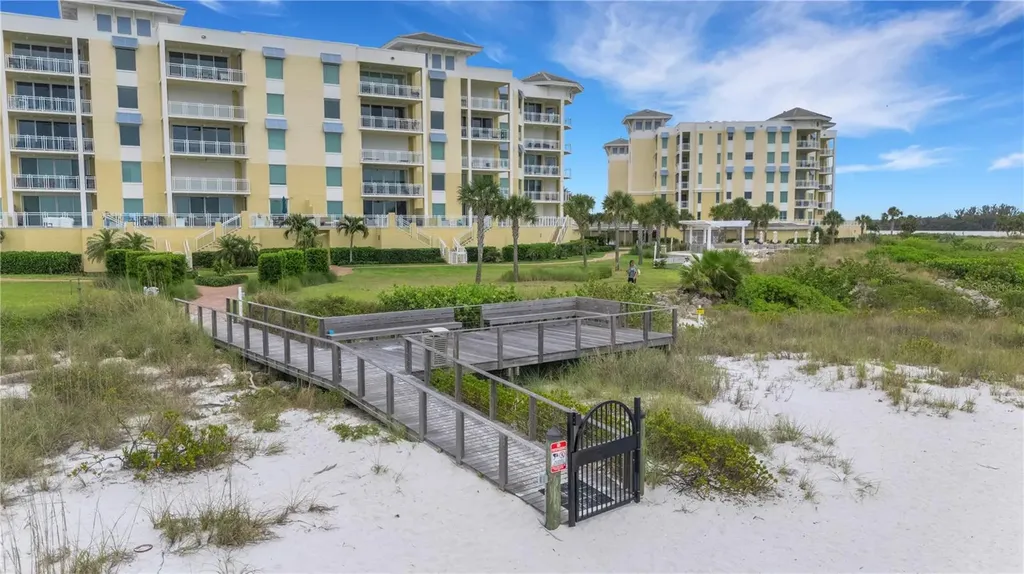 795 Collany Road St Petersburg FL 33715