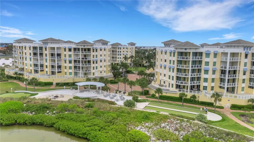 795 Collany Road St Petersburg FL 33715