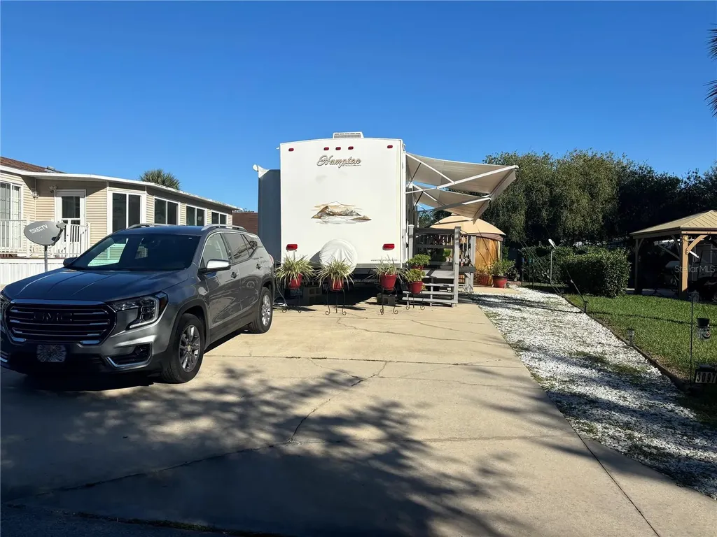 3097 NE 102nd Avenue Road Silver Springs FL 34488
