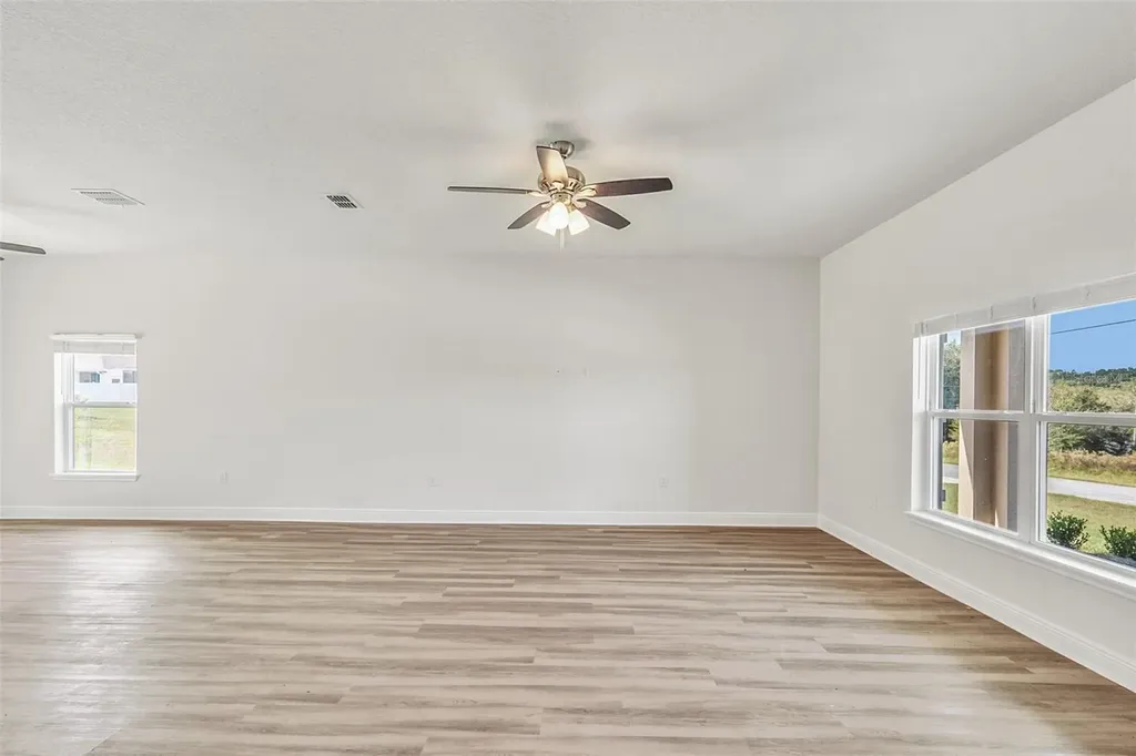 44 W Lynnhaven Place Citrus Springs FL 34434