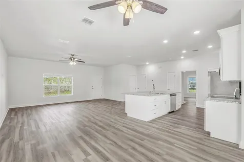 44 W Lynnhaven Place Citrus Springs FL 34434