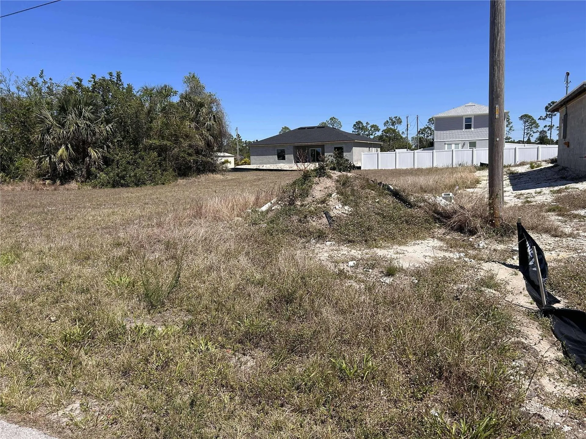 4009 NE 22nd Place Cape Coral FL 33909