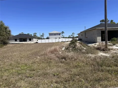 4009 NE 22nd Place Cape Coral FL 33909