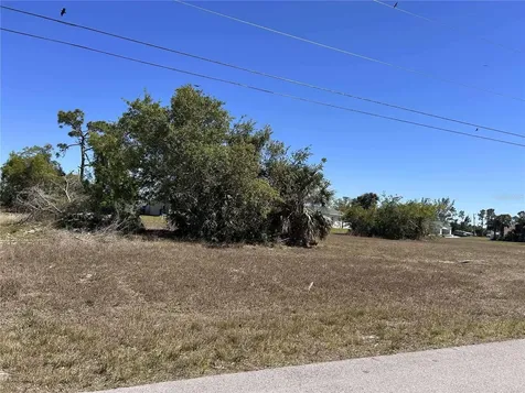 4009 NE 22nd Place Cape Coral FL 33909