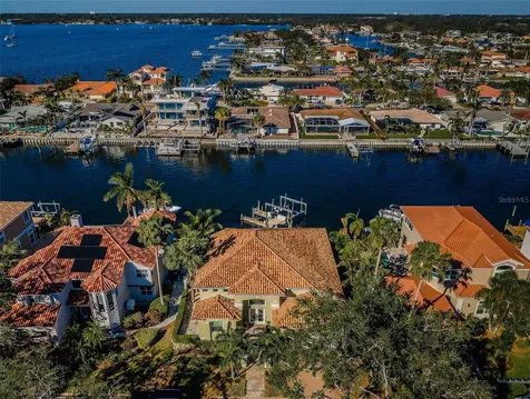 4603 Dolphin Cay Lane S St Petersburg FL 33711