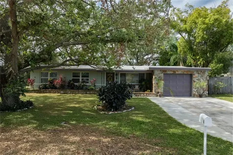 6 N Maywood Avenue Clearwater FL 33765