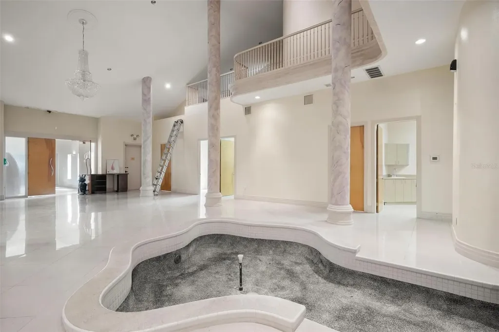 3730 Tampa Road Palm Harbor FL 34684