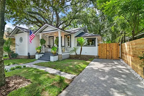 1414 Pinecrest Place Orlando FL 32803
